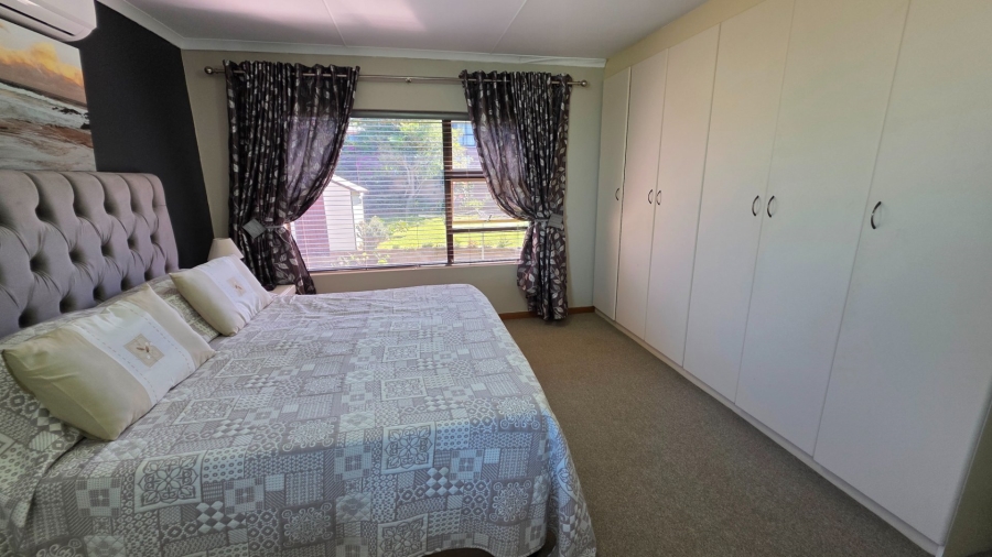 3 Bedroom Property for Sale in Dana Bay Western Cape
